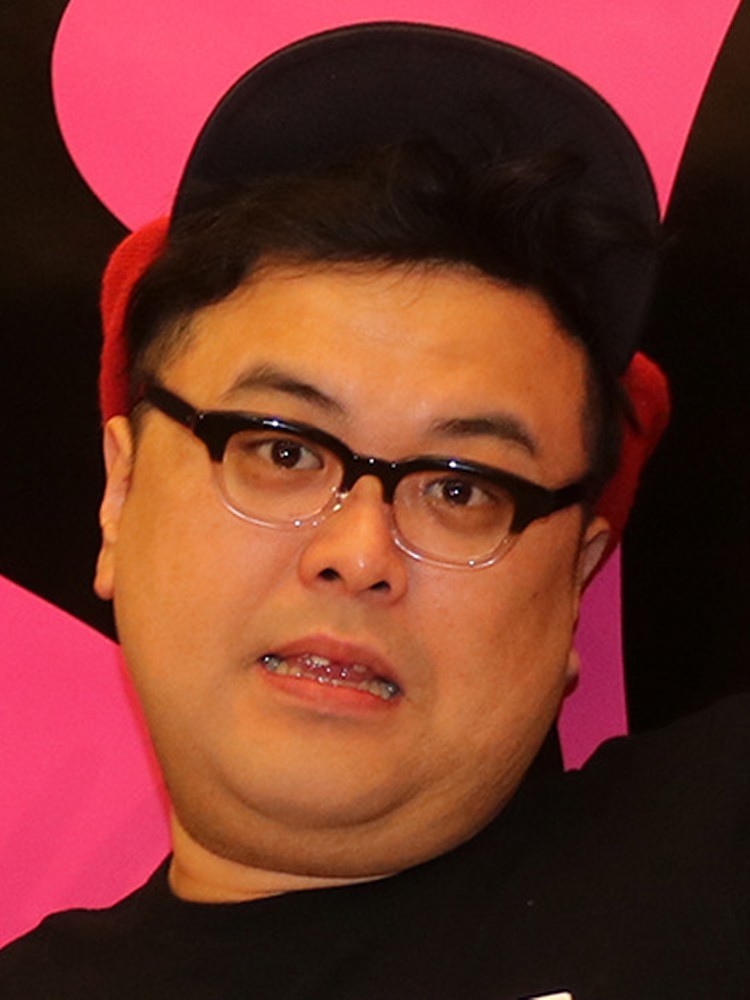 とろサーモン久保田は性格最低で逮捕歴あり 嫁や彼女 双子の弟も Thetopics