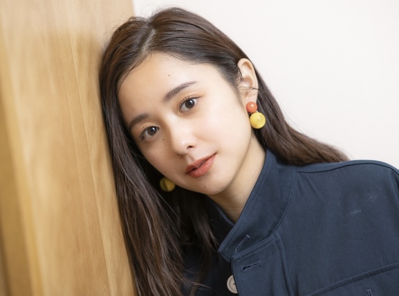 堀田真由の水着画像がかわいい ほくろ 鼻が変で性格悪い 家族がダンサー Thetopics