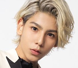 ラウール スノーマン ハーフの兄弟構成 ブサイクでなぜ人気 頭いい 賢い Thetopics